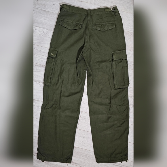 Aritzia TNA Supply Cargo Pant - Picture 2 of 9
